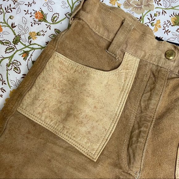 Vintage High Waisted Suede Shorts - Picture 3 of 10